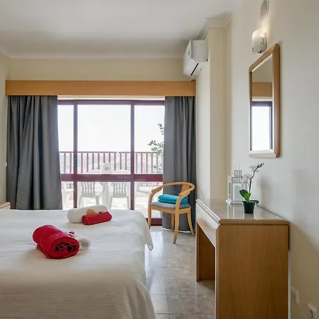 T2 15º Praia Mar Port - Wow Beach 2bd Flat Sea View - 300mts 2 Beach/wifi